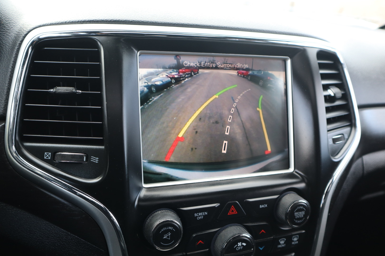 Jeep Grand Cherokee Laredo 4WD 2015