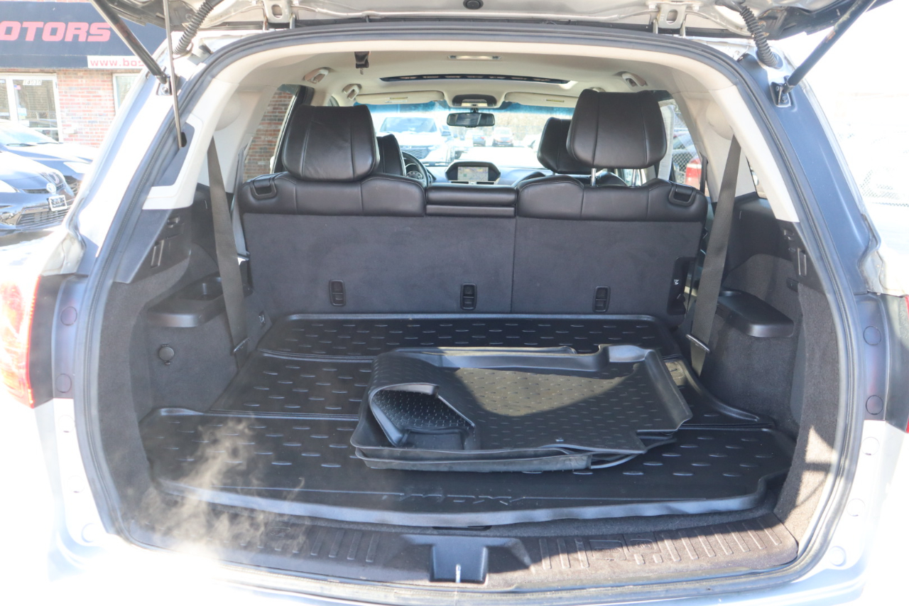 Acura MDX 6-Spd AT w/Tech Package 2011