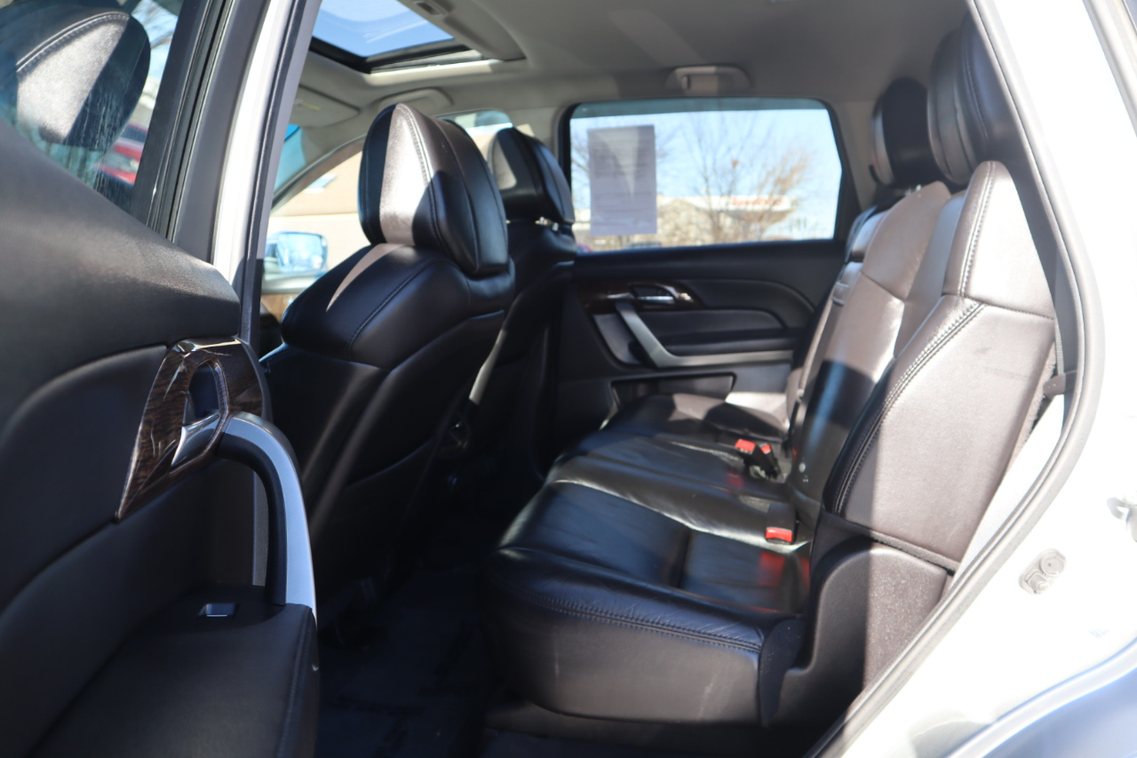 Acura MDX 6-Spd AT w/Tech Package 2011