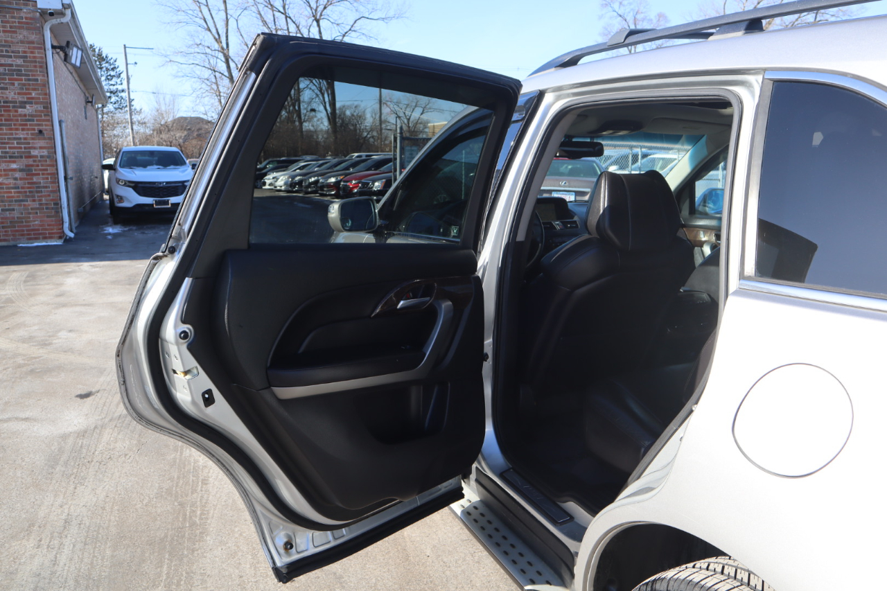 Acura MDX 6-Spd AT w/Tech Package 2011
