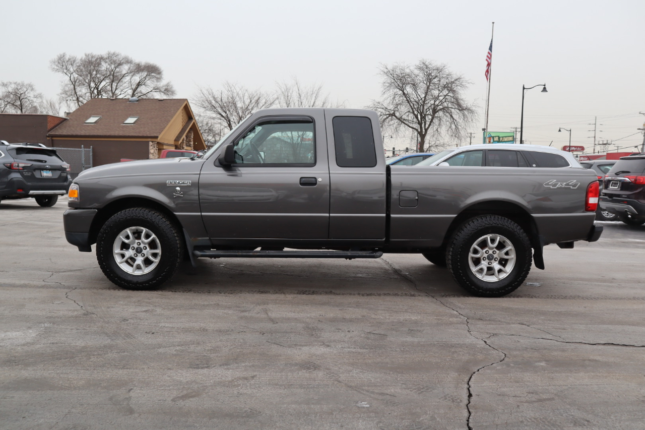 Ford Ranger XLT SuperCab 4-Door 4WD 2011