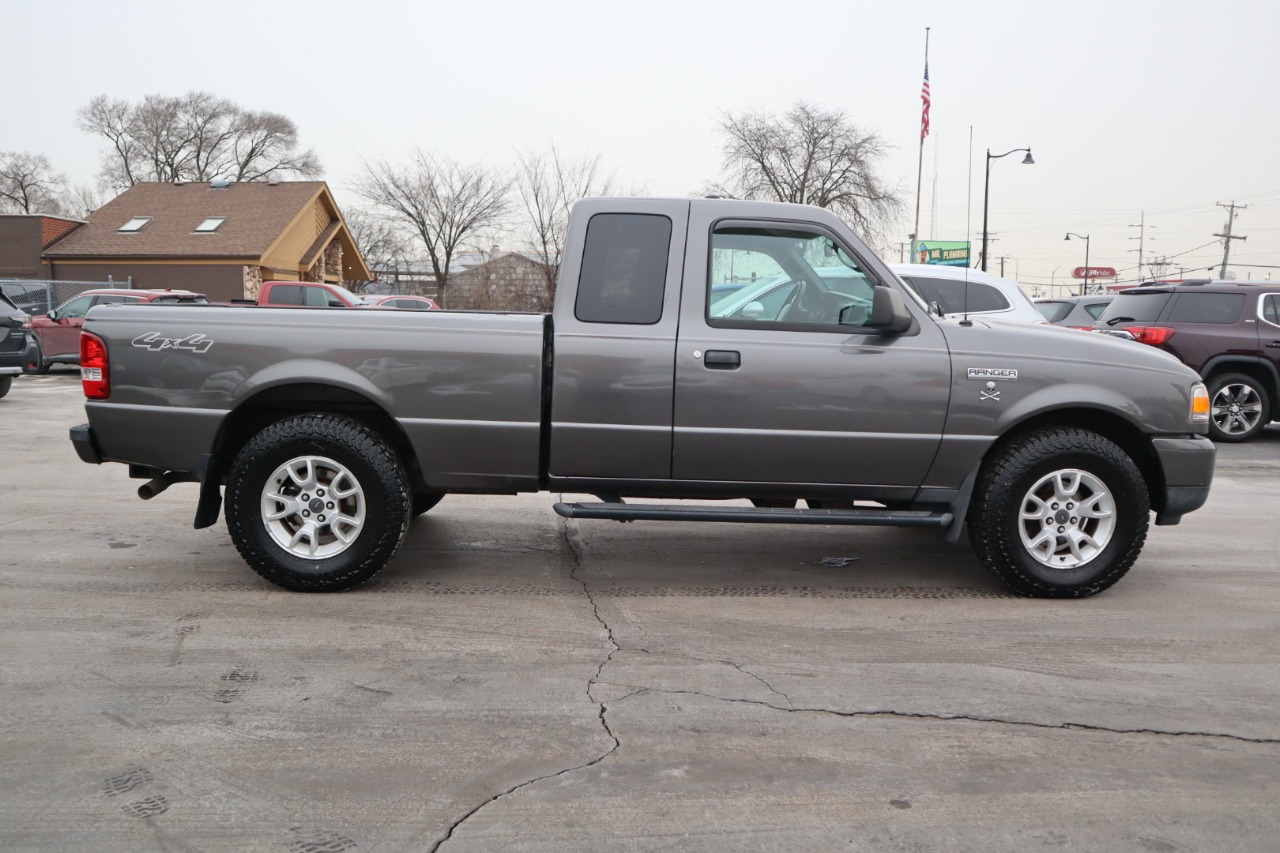 Ford Ranger XLT SuperCab 4-Door 4WD 2011