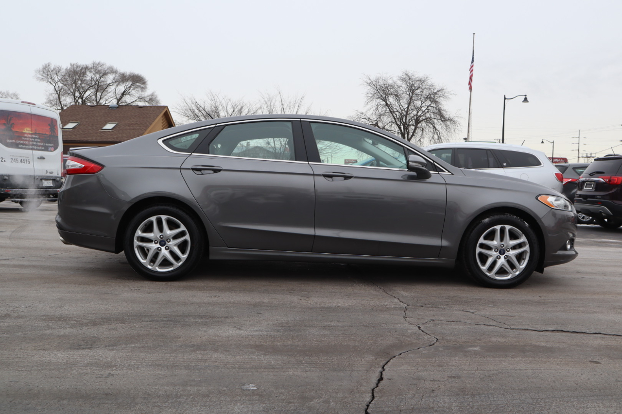 Ford Fusion SE 2014