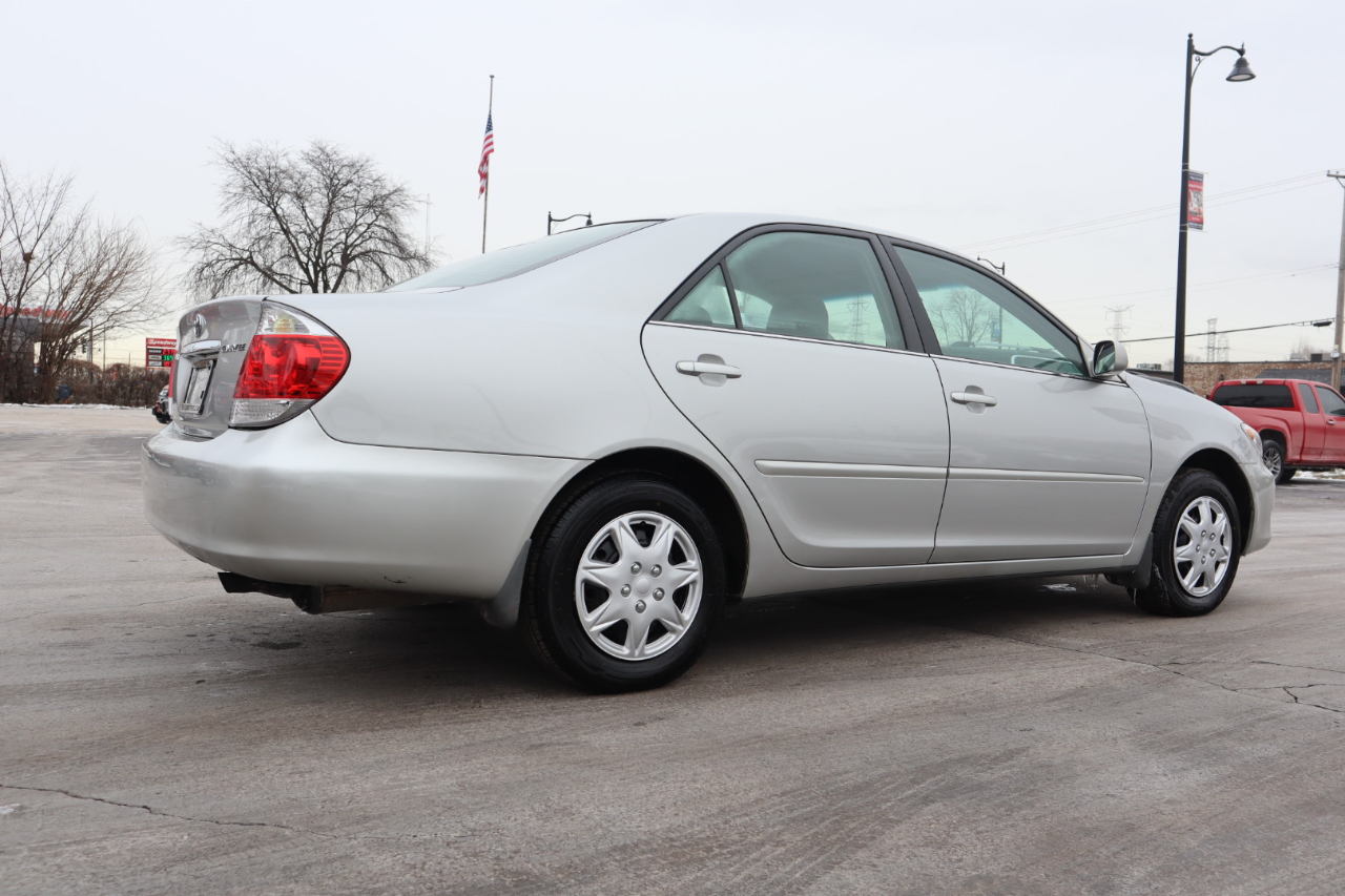 Toyota Camry LE 2006