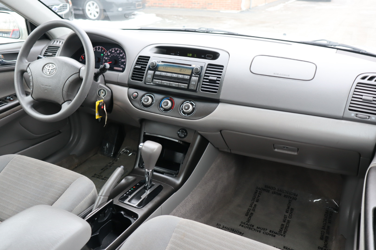 Toyota Camry LE 2006