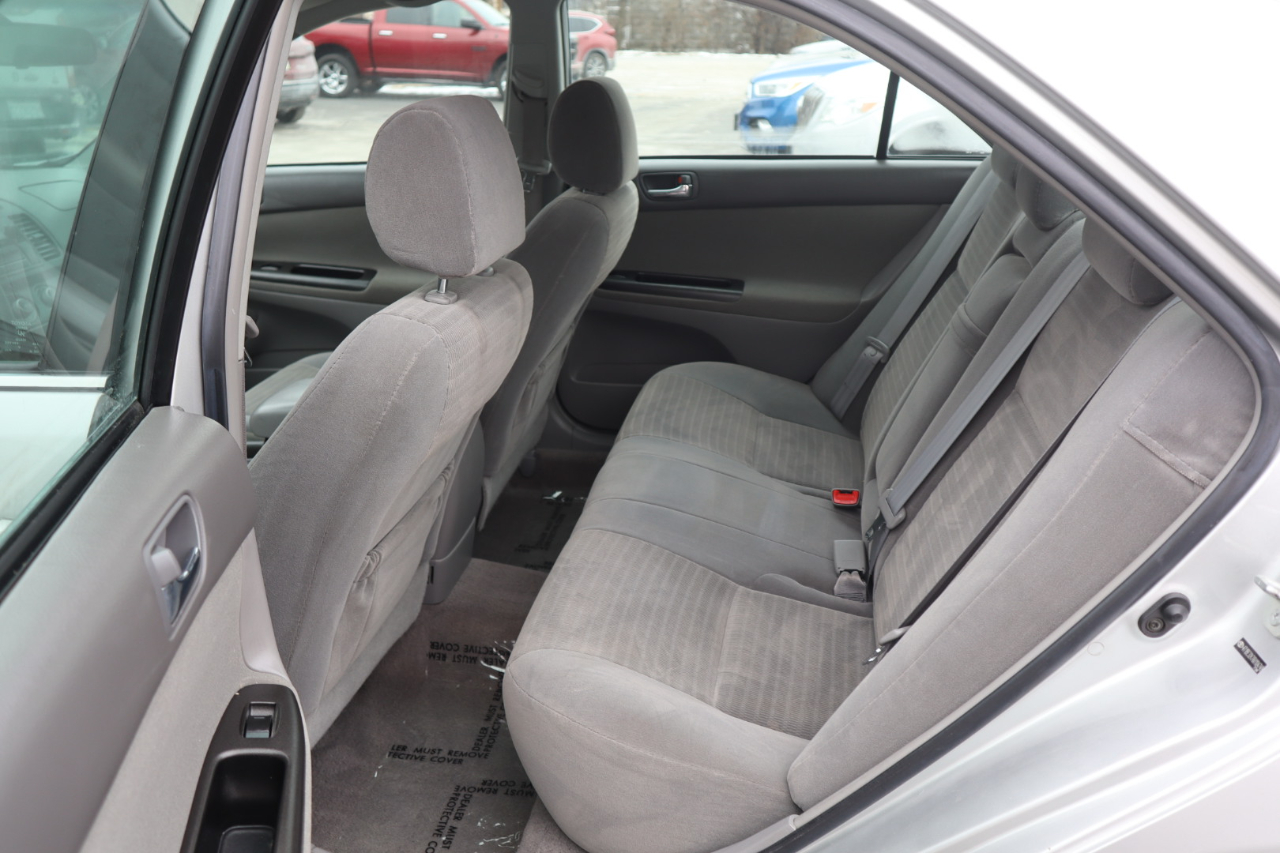 Toyota Camry LE 2006