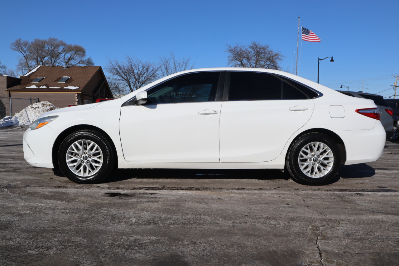 Toyota Camry LE 2016