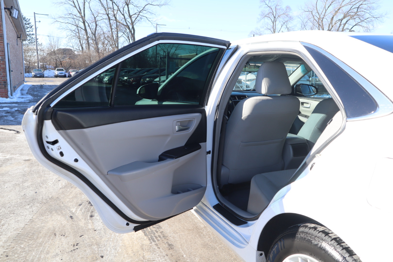 Toyota Camry LE 2016