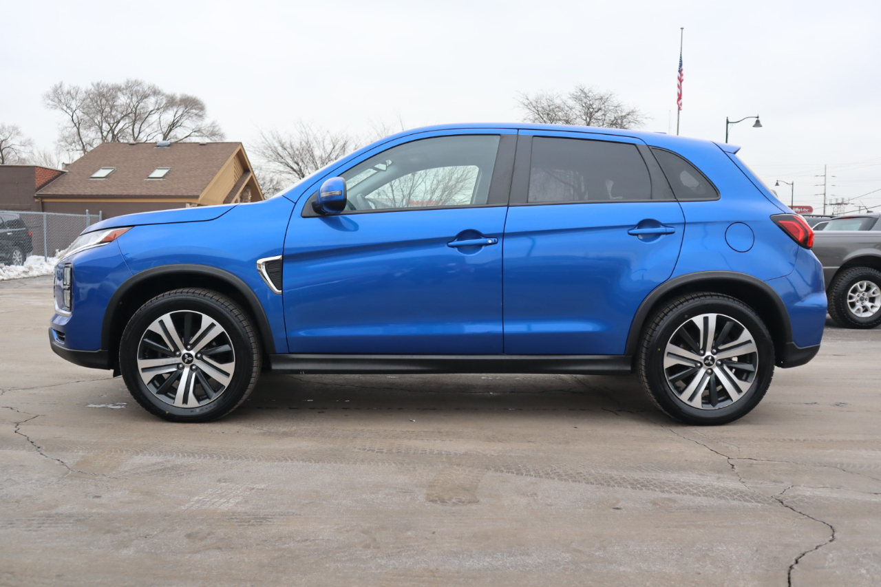 Mitsubishi Outlander Sport 2.0 ES 4WD CVT 2020