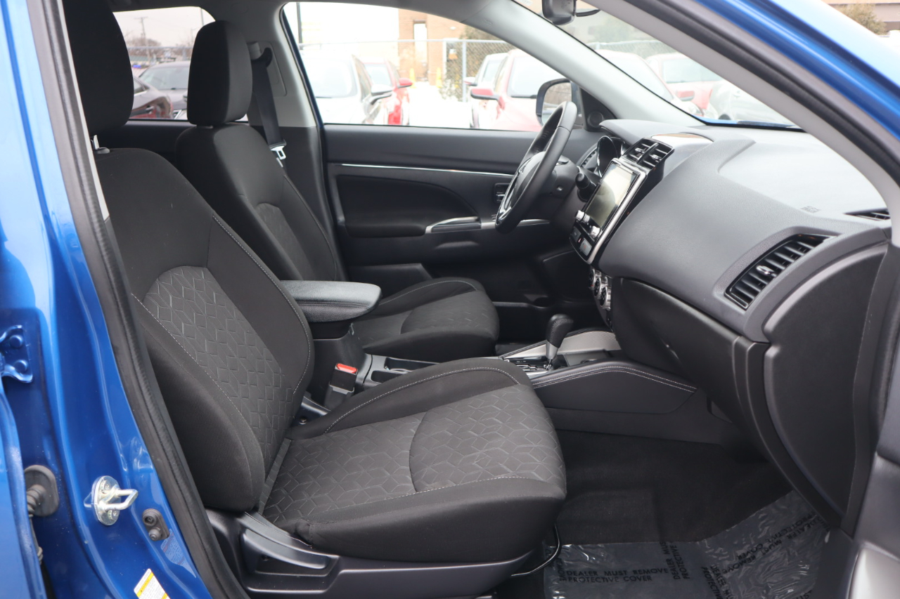 Mitsubishi Outlander Sport 2.0 ES 4WD CVT 2020