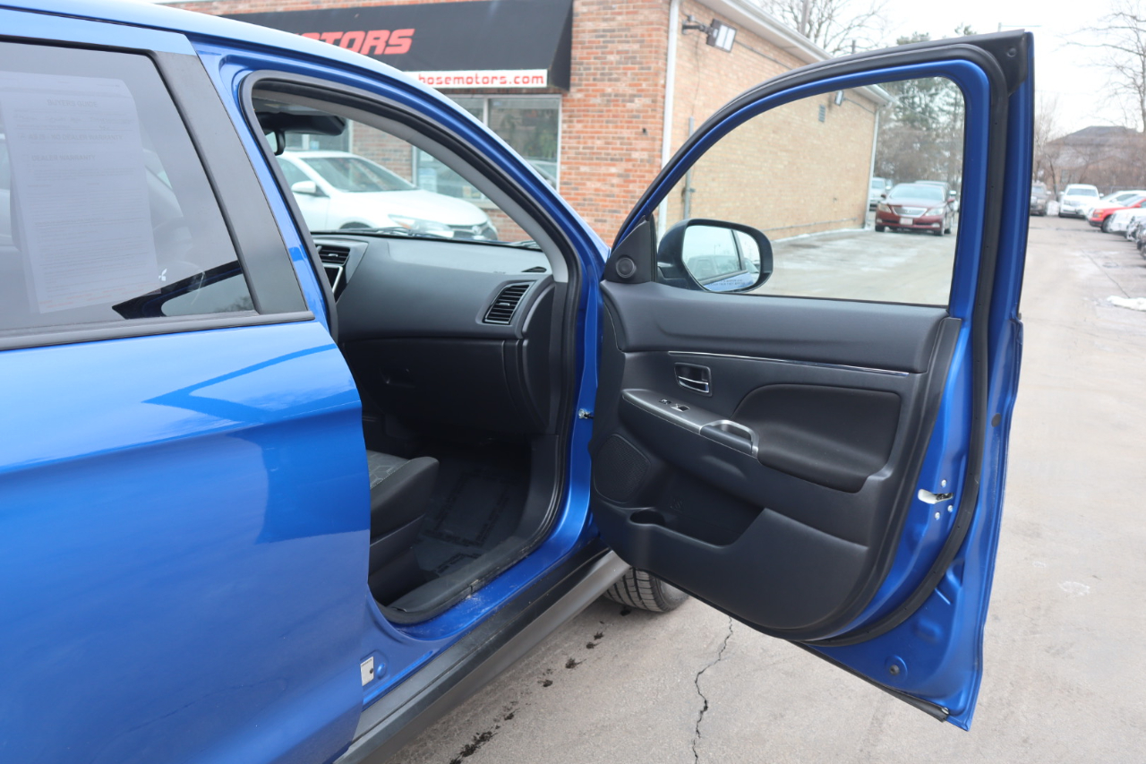 Mitsubishi Outlander Sport 2.0 ES 4WD CVT 2020