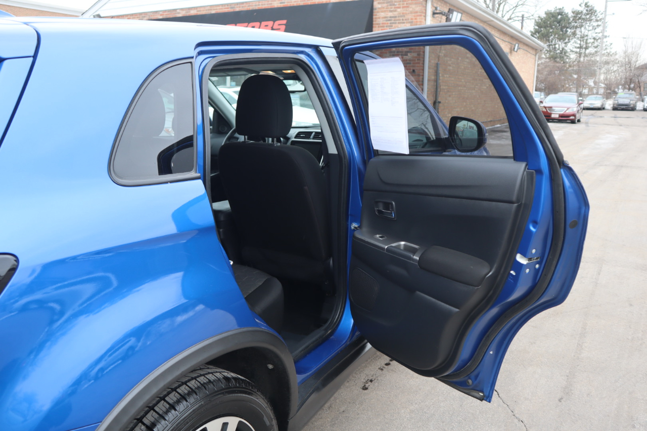 Mitsubishi Outlander Sport 2.0 ES 4WD CVT 2020