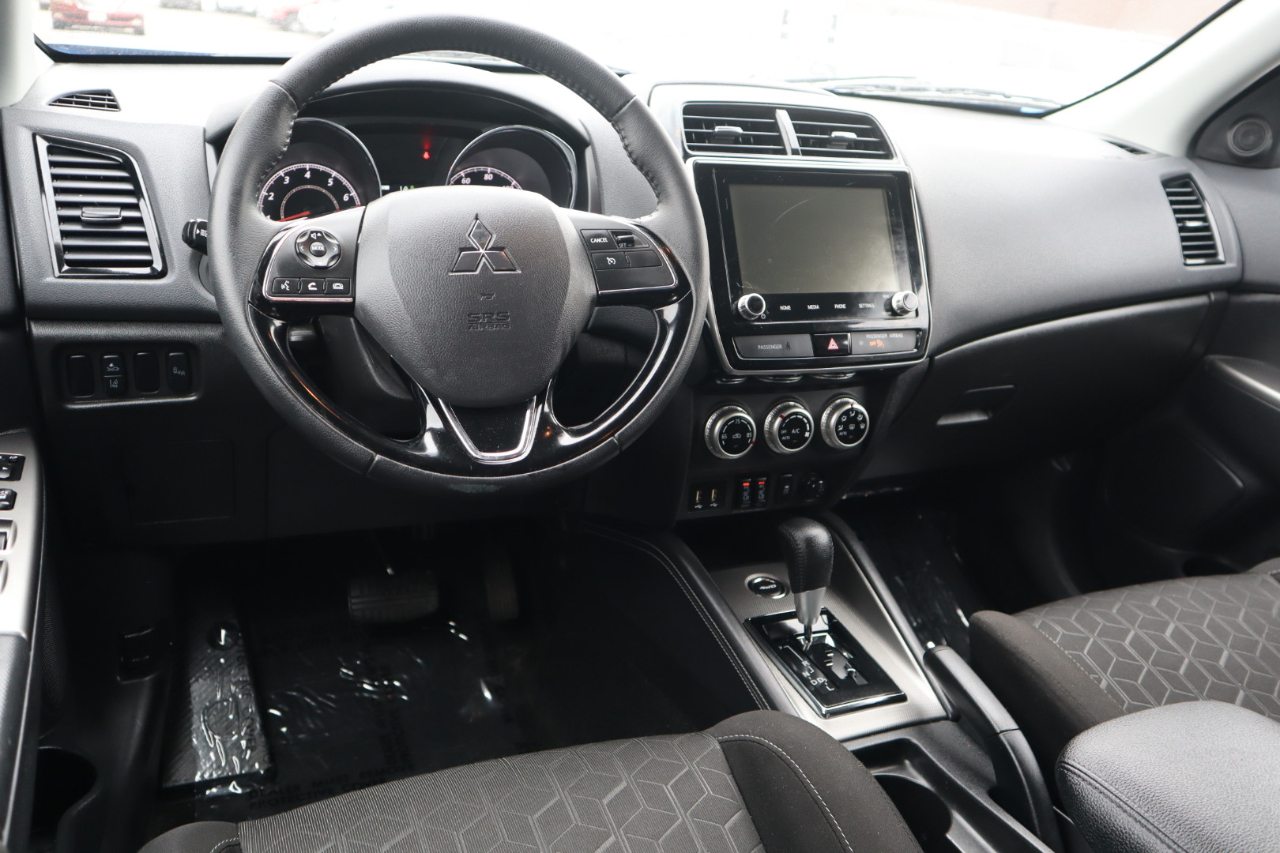 Mitsubishi Outlander Sport 2.0 ES 4WD CVT 2020