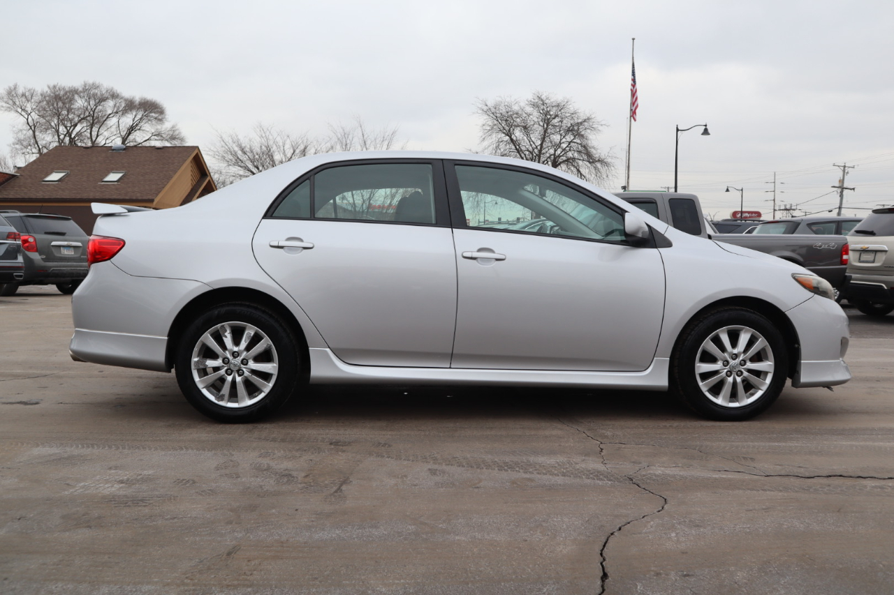 Toyota Corolla S 2010