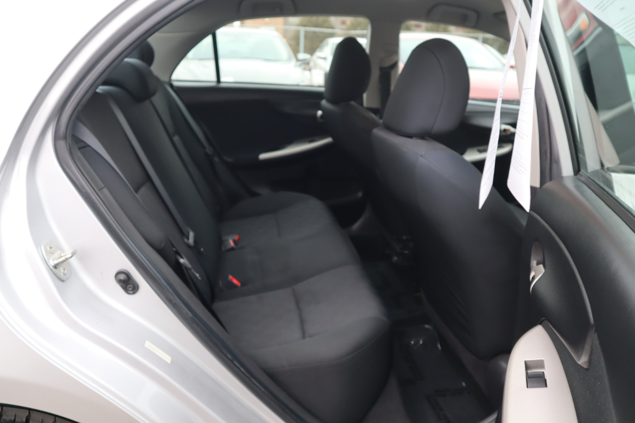 Toyota Corolla S 2010