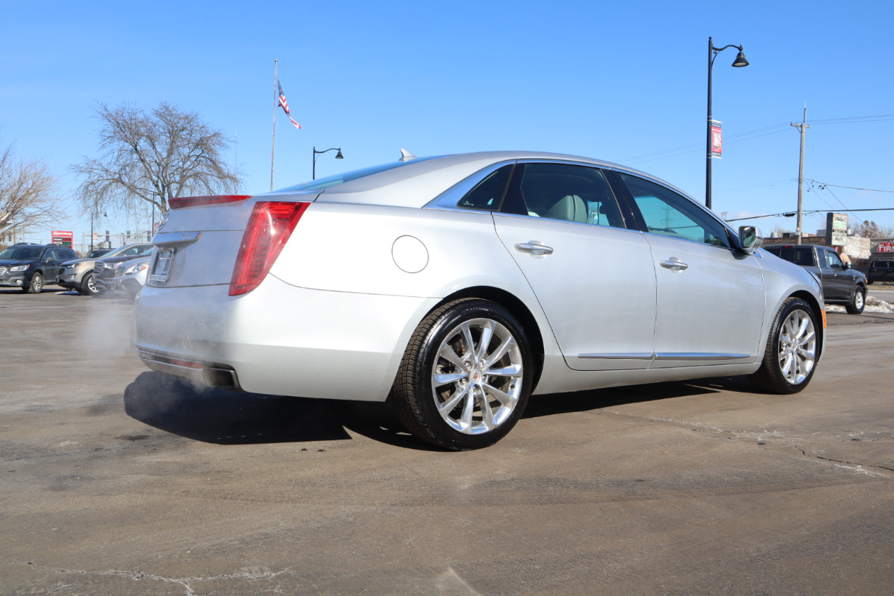 Cadillac XTS Luxury 2013