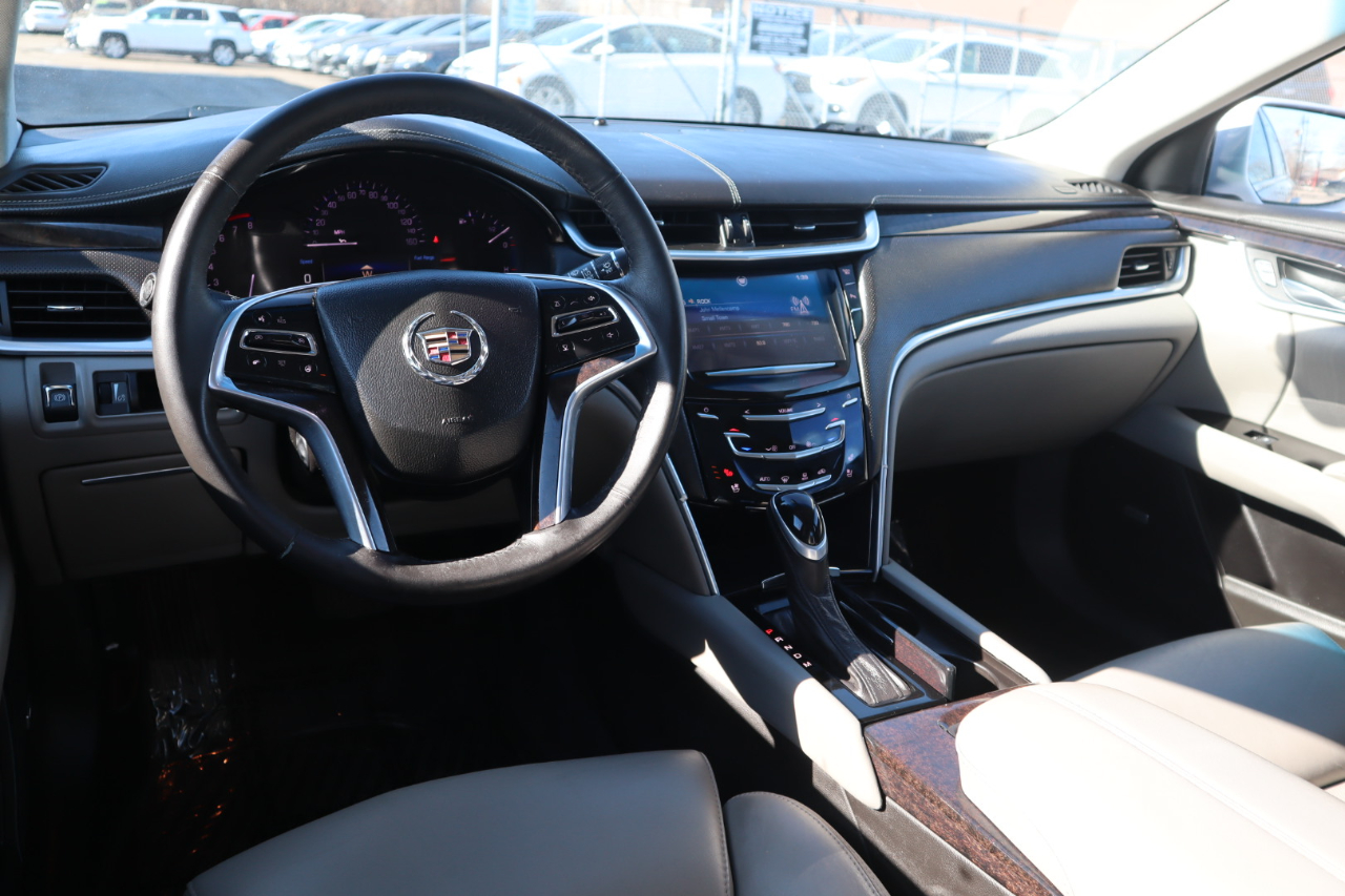 Cadillac XTS Luxury 2013