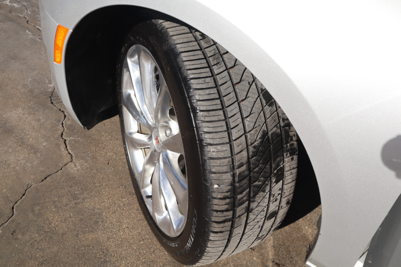 Cadillac XTS Luxury 2013