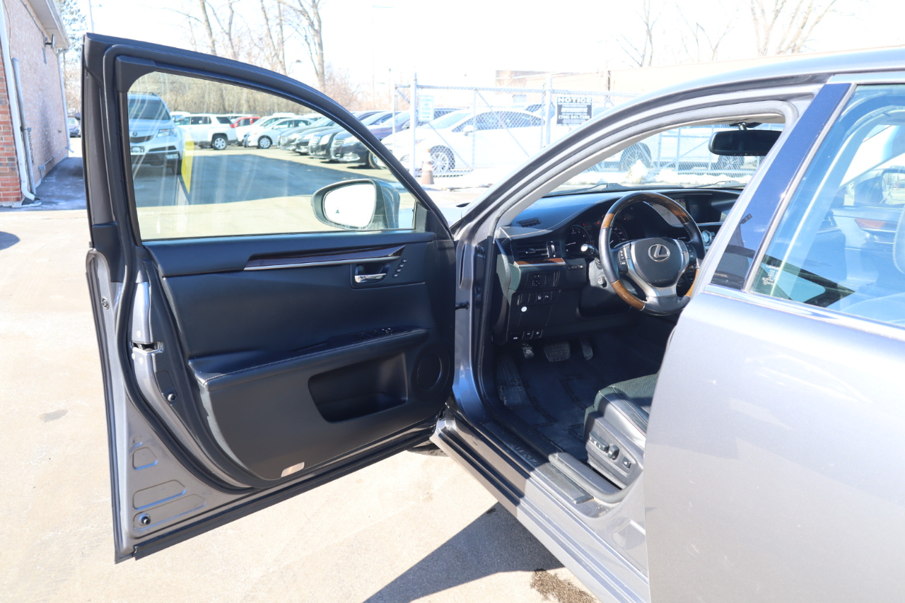 Lexus ES 350 Sedan 2015