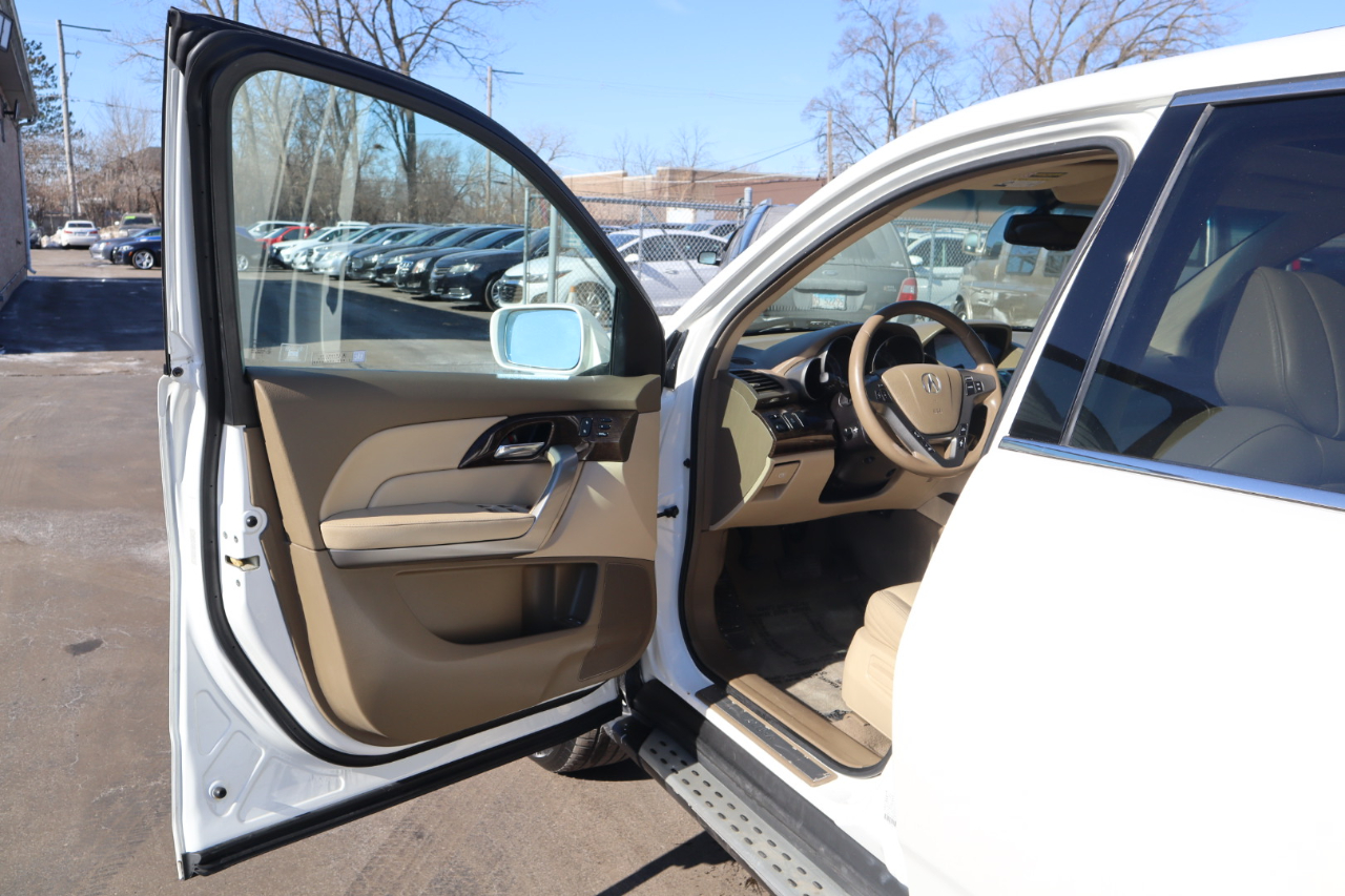Acura MDX 6-Spd AT w/Tech Package 2011