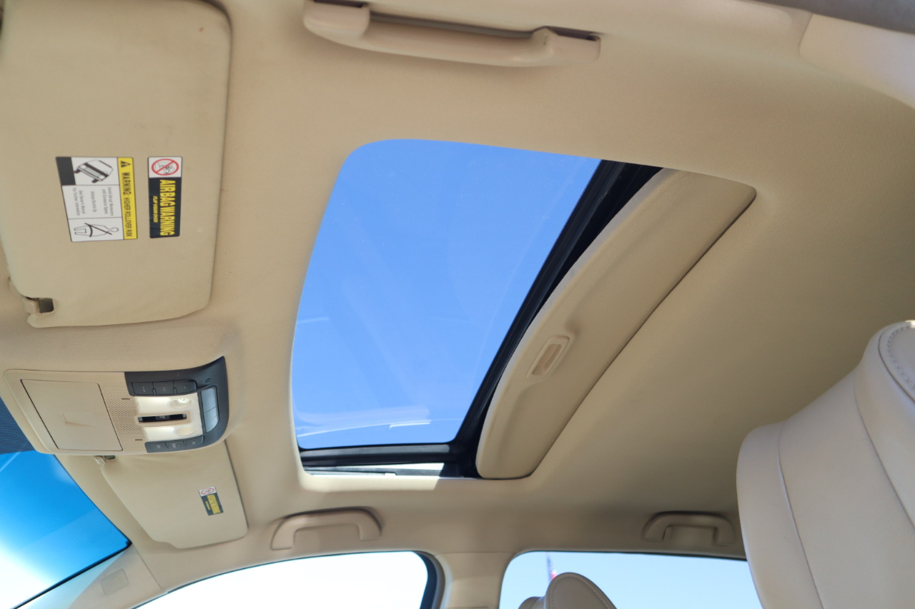 Acura MDX 6-Spd AT w/Tech Package 2011