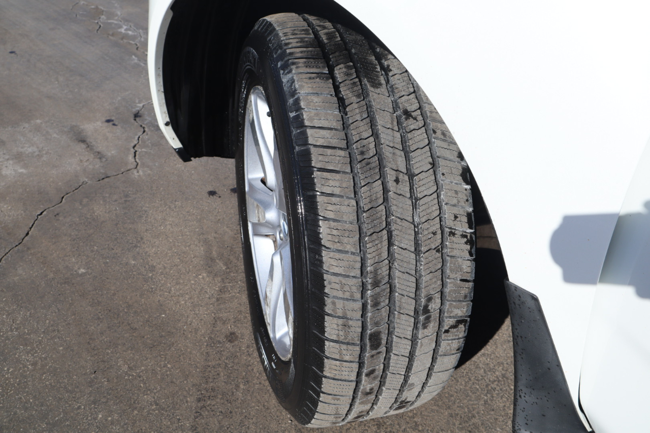 Acura MDX 6-Spd AT w/Tech Package 2011