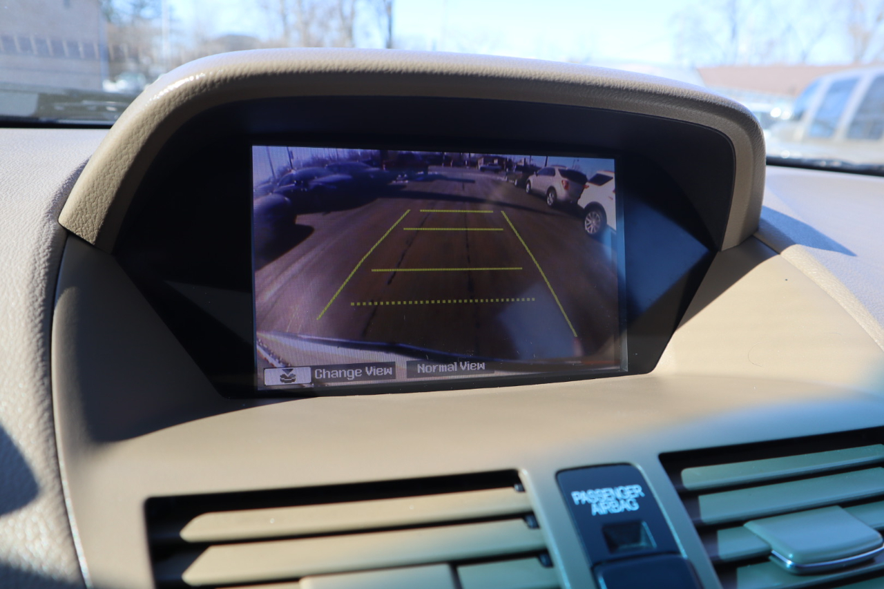 Acura MDX 6-Spd AT w/Tech Package 2011