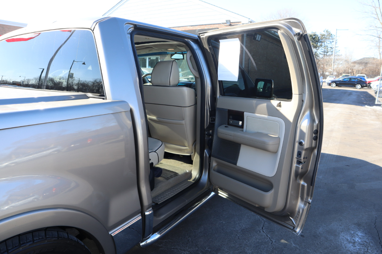 Lincoln Mark LT 2WD 2006