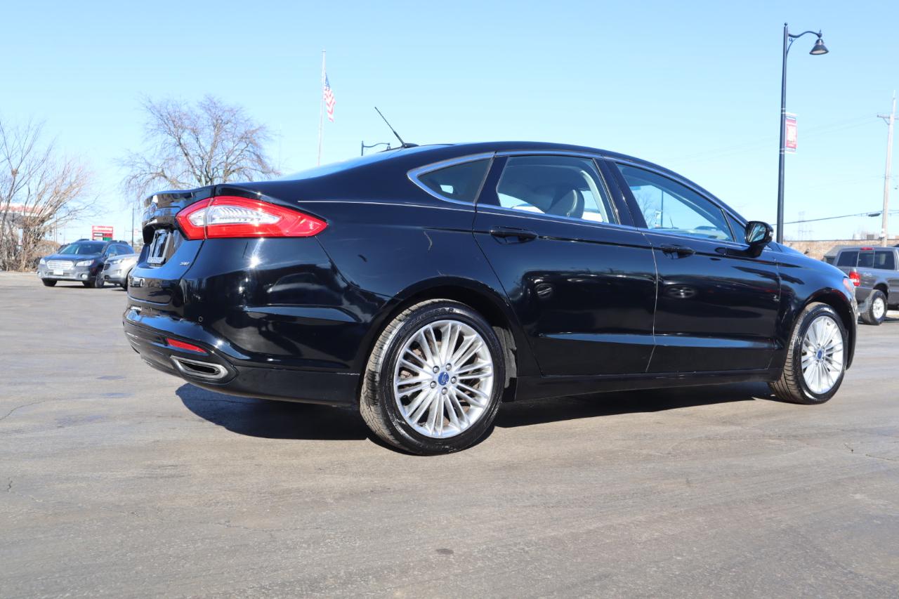 Ford Fusion SE AWD 2016