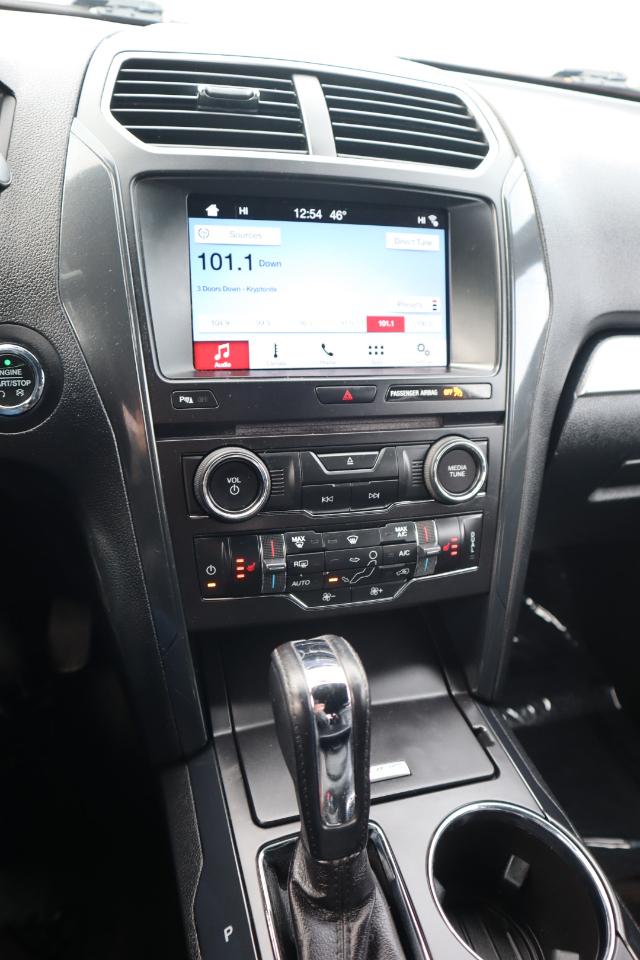 Ford Explorer XLT 4WD 2017