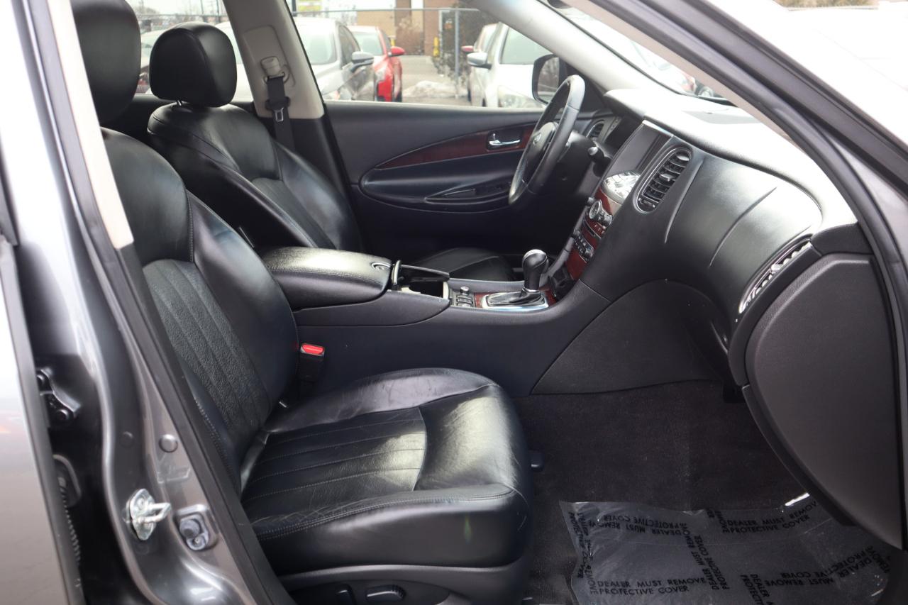 Infiniti QX50 Base AWD 2016