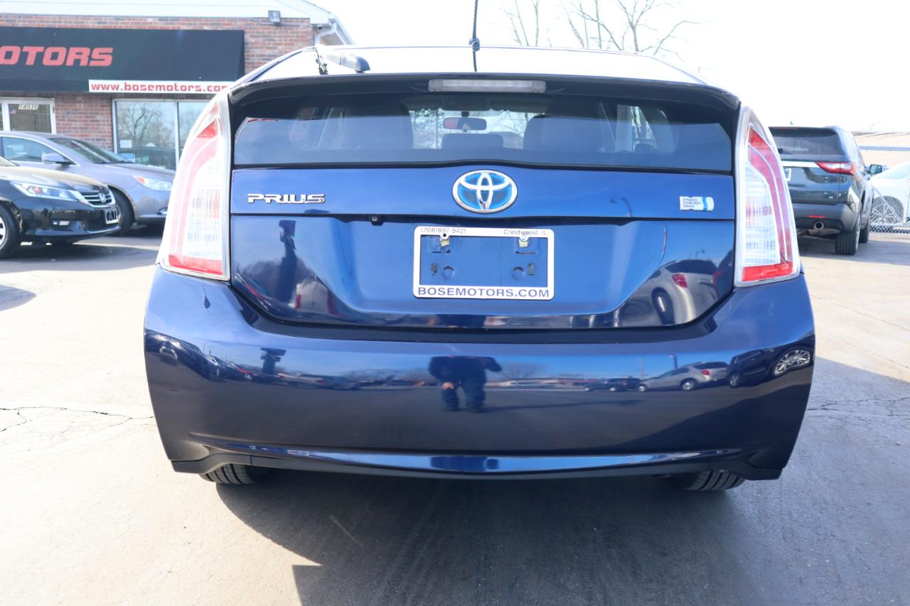 Toyota Prius Four 2015