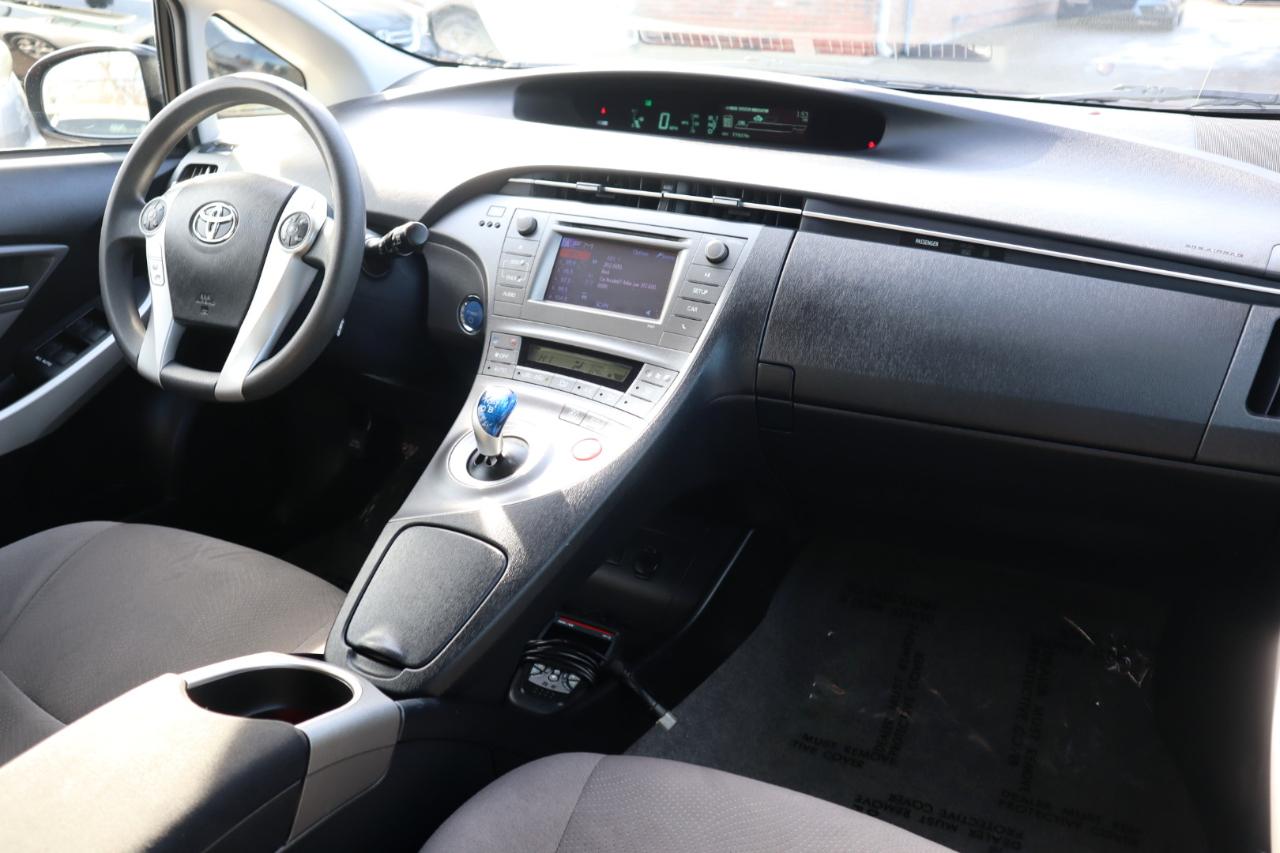 Toyota Prius Four 2015