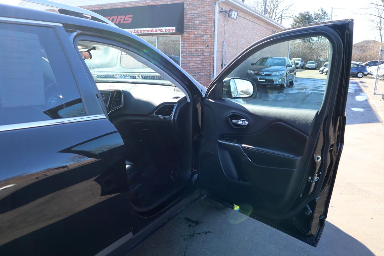 Jeep Cherokee Latitude Plus 4WD 2019