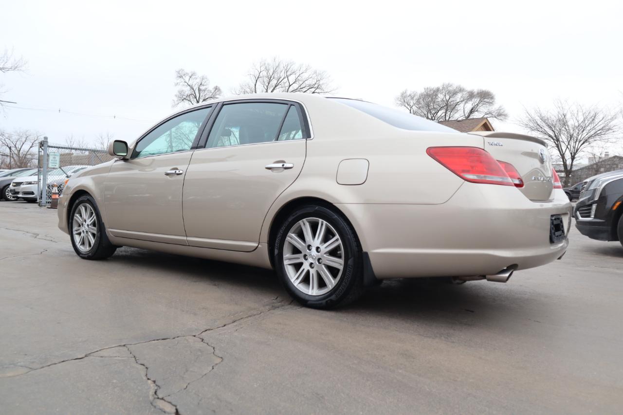 Toyota Avalon Limited 2009