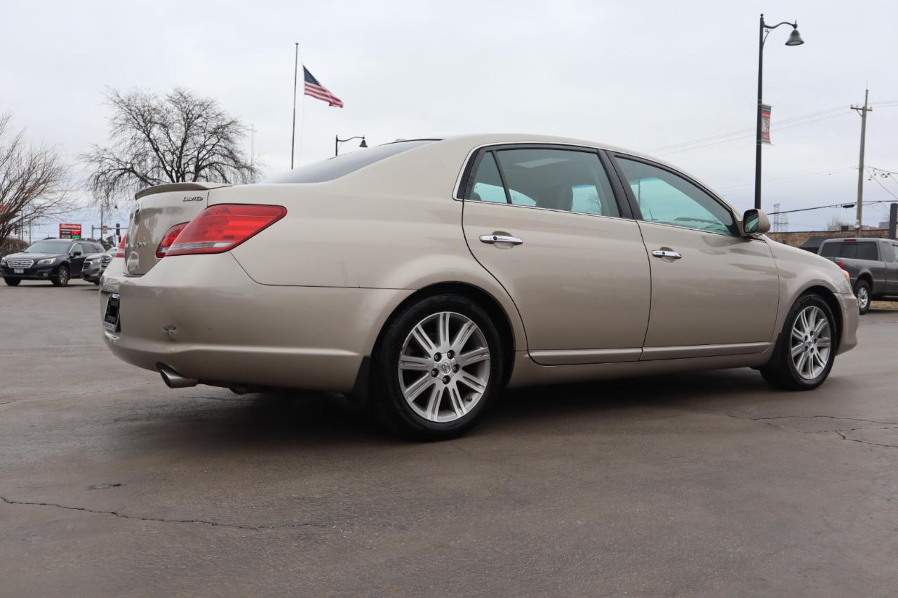 Toyota Avalon Limited 2009