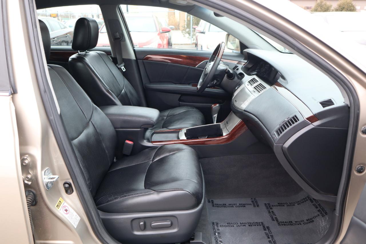 Toyota Avalon Limited 2009