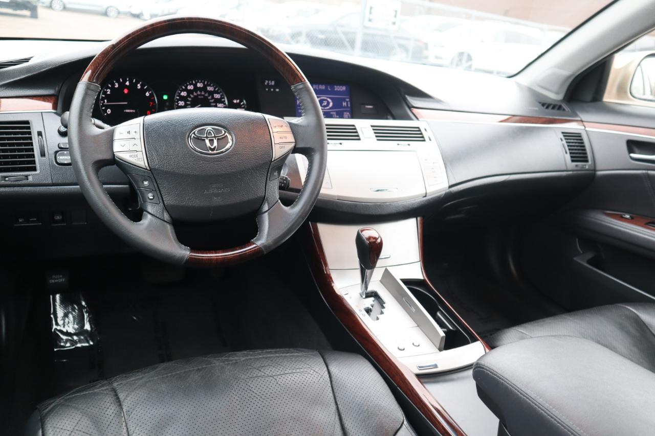 Toyota Avalon Limited 2009