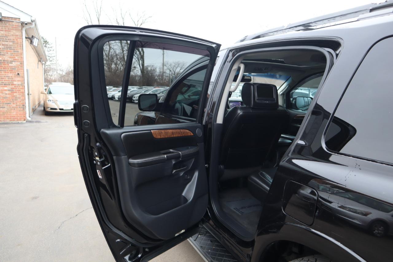 Nissan Armada Platinum 4WD 2013