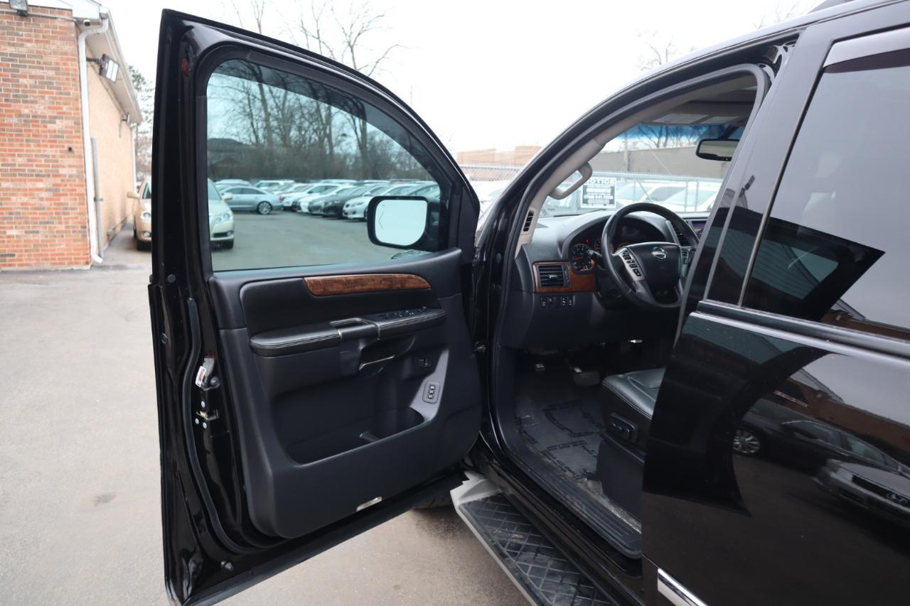 Nissan Armada Platinum 4WD 2013