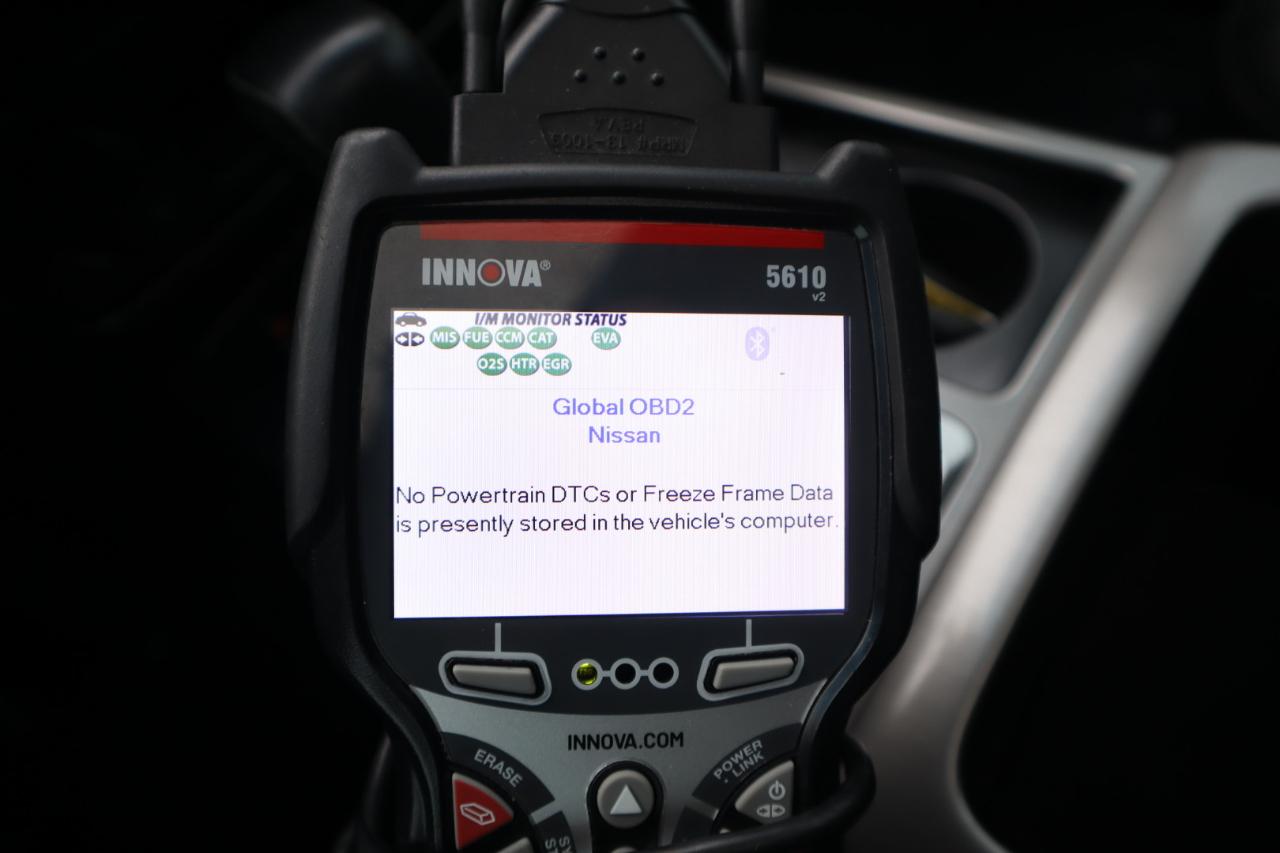 Nissan Armada Platinum 4WD 2013