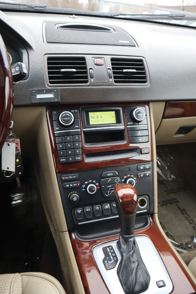 Volvo XC90 V8 R-Design AWD 2010