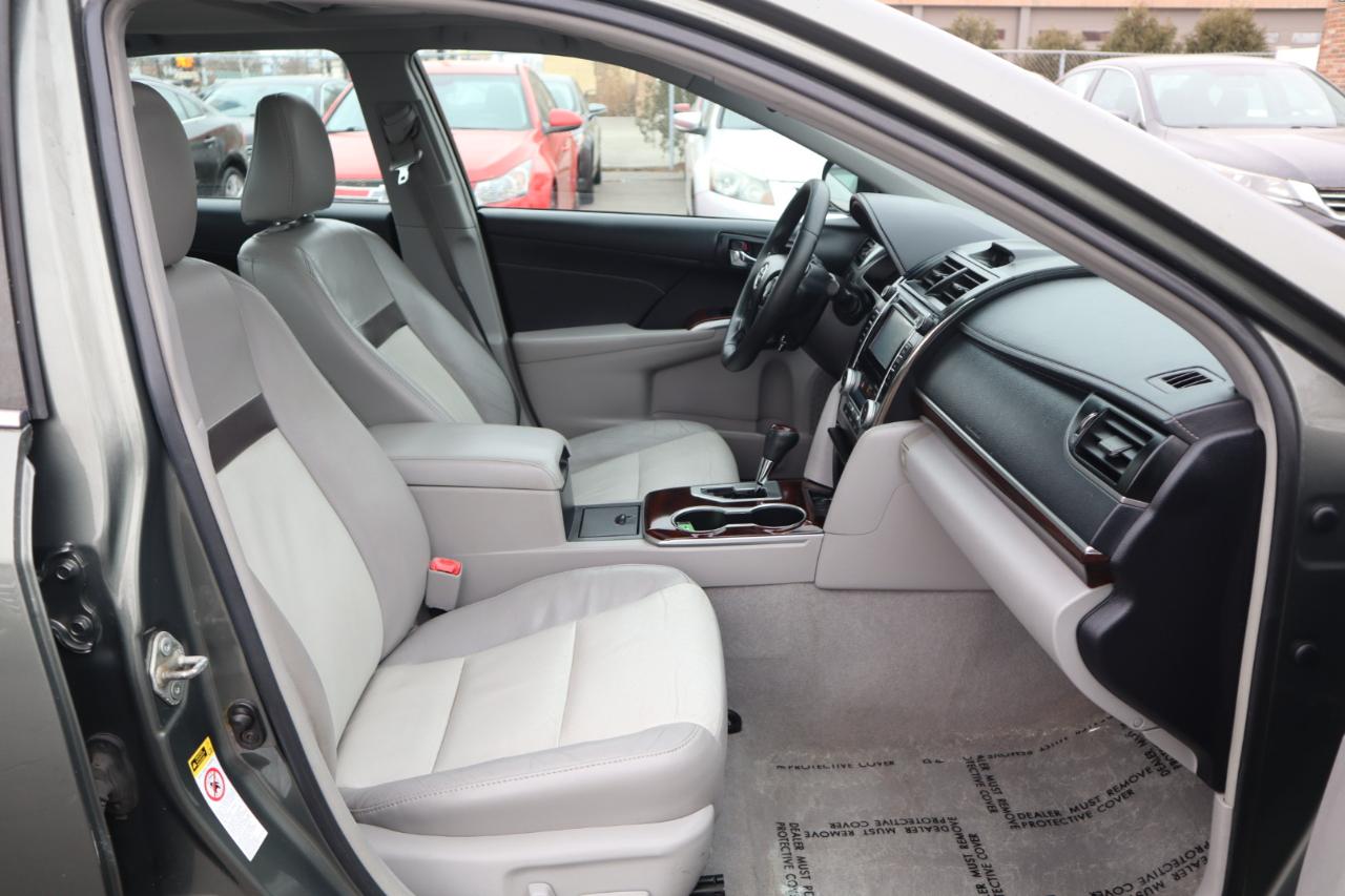 Toyota Camry XLE 2014