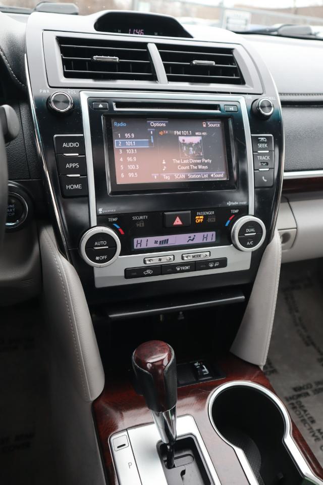 Toyota Camry XLE 2014