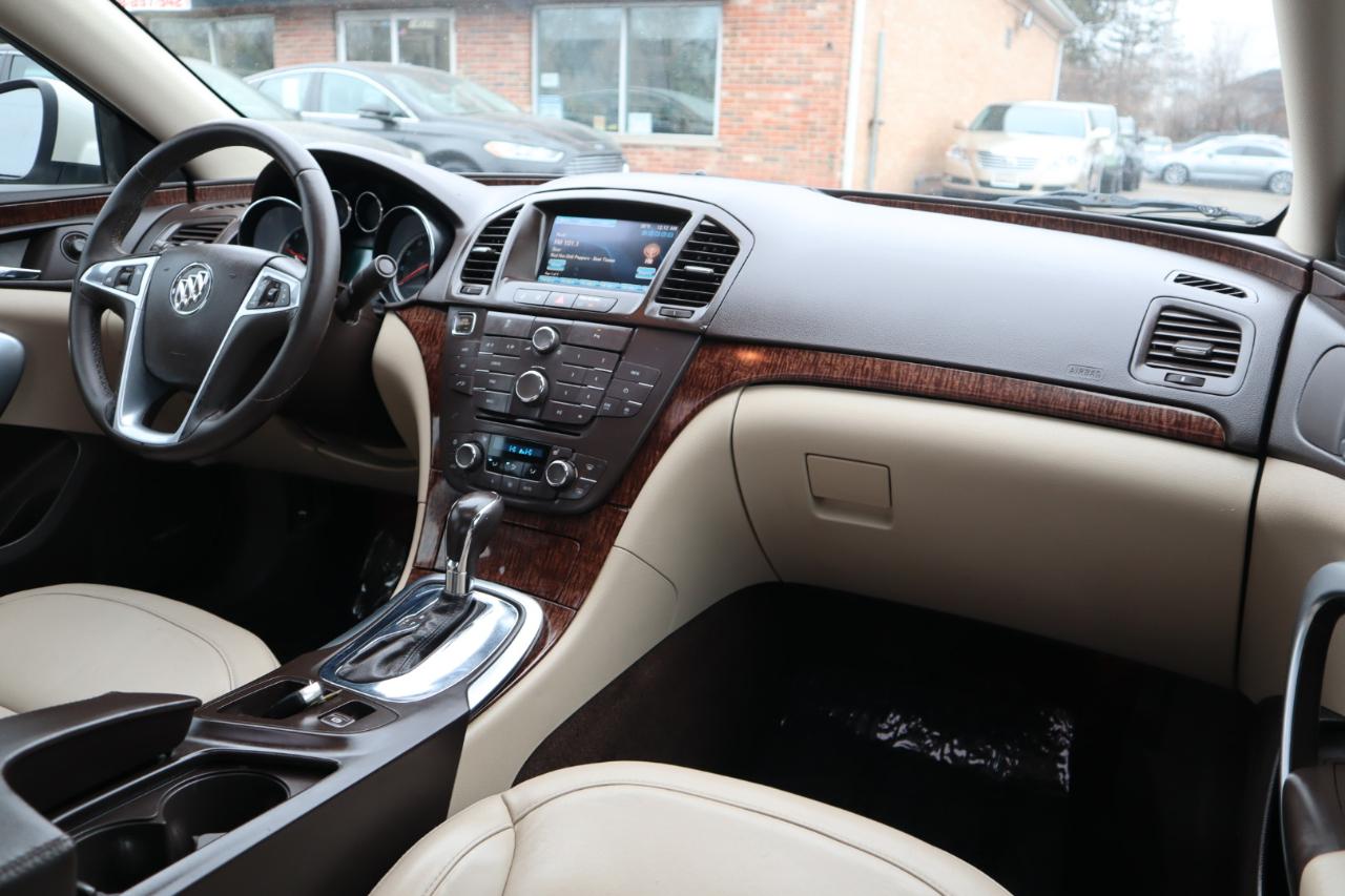 Buick Regal Premium 2 2012