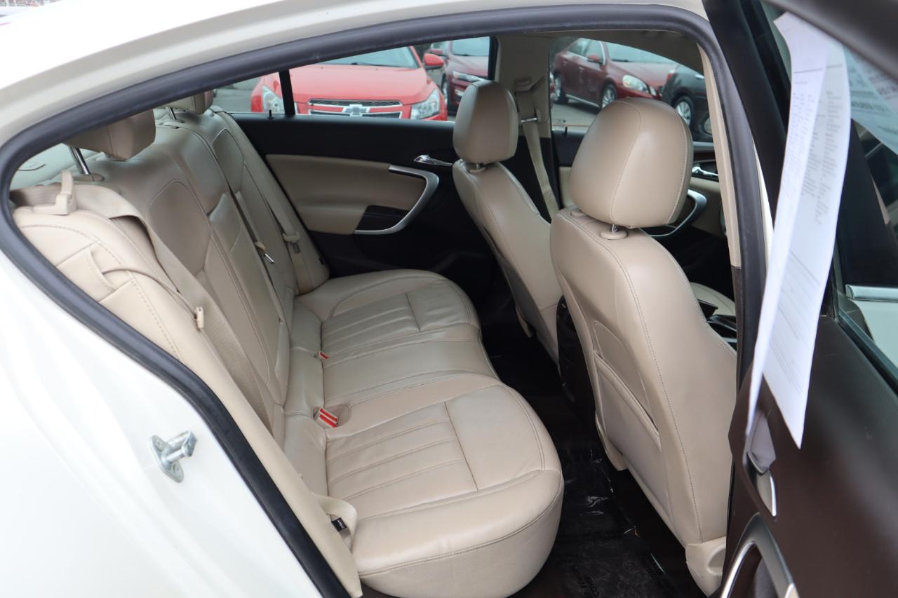 Buick Regal Premium 2 2012