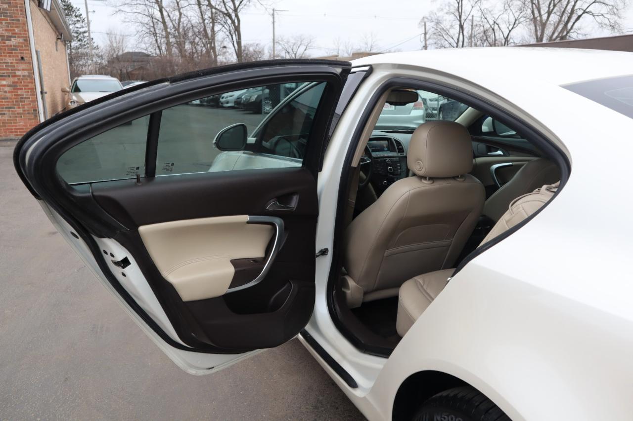 Buick Regal Premium 2 2012