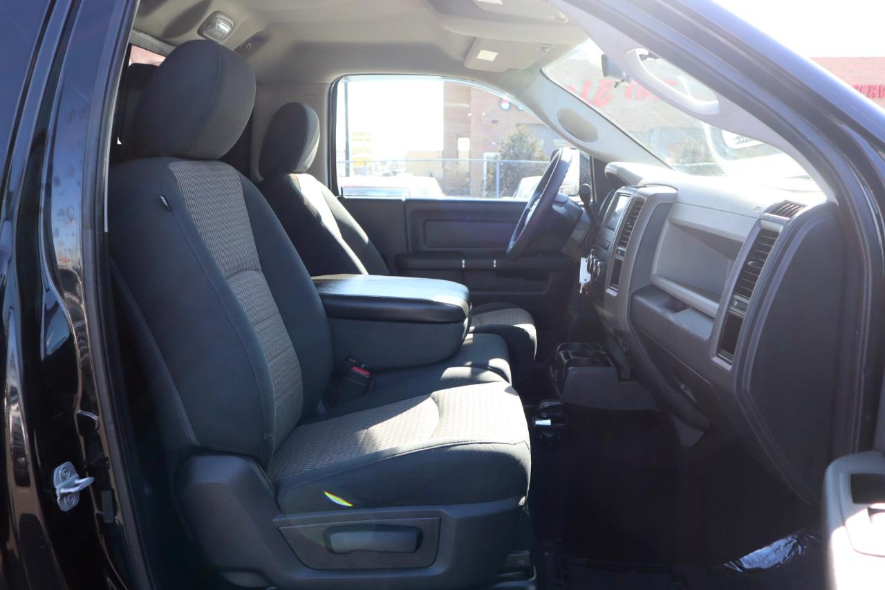 RAM 1500 ST SWB 4WD 2012