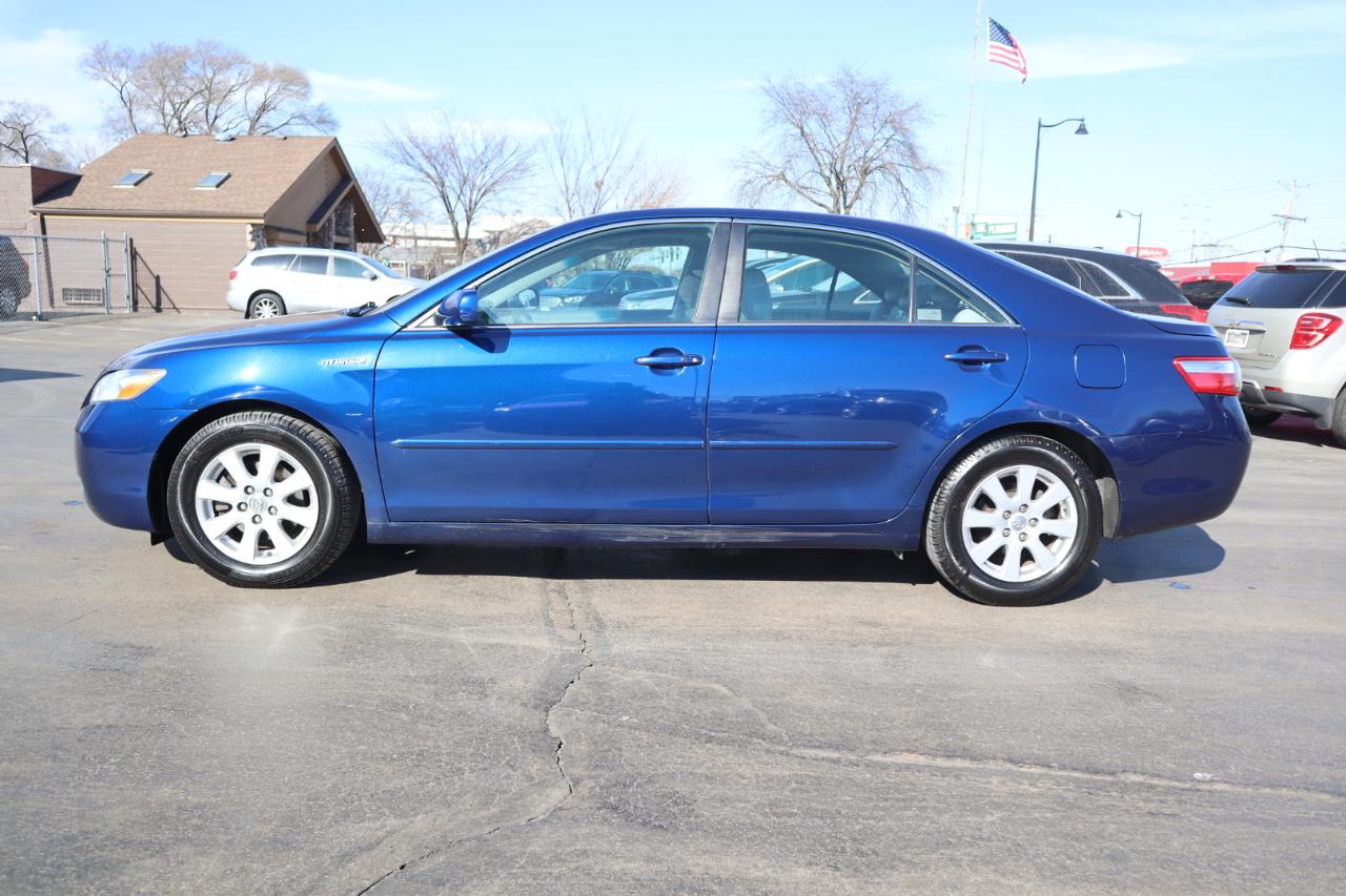 Toyota Camry Hybrid Sedan 2008