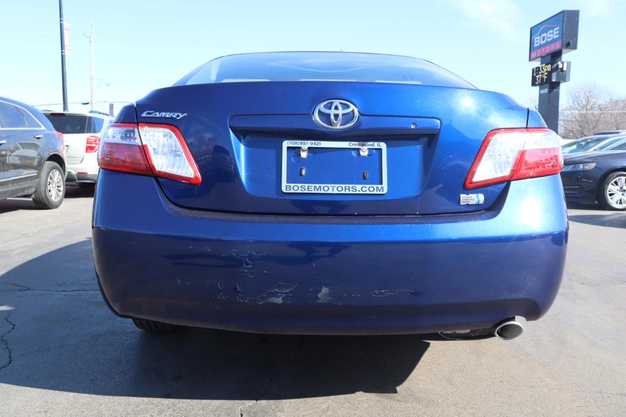 Toyota Camry Hybrid Sedan 2008
